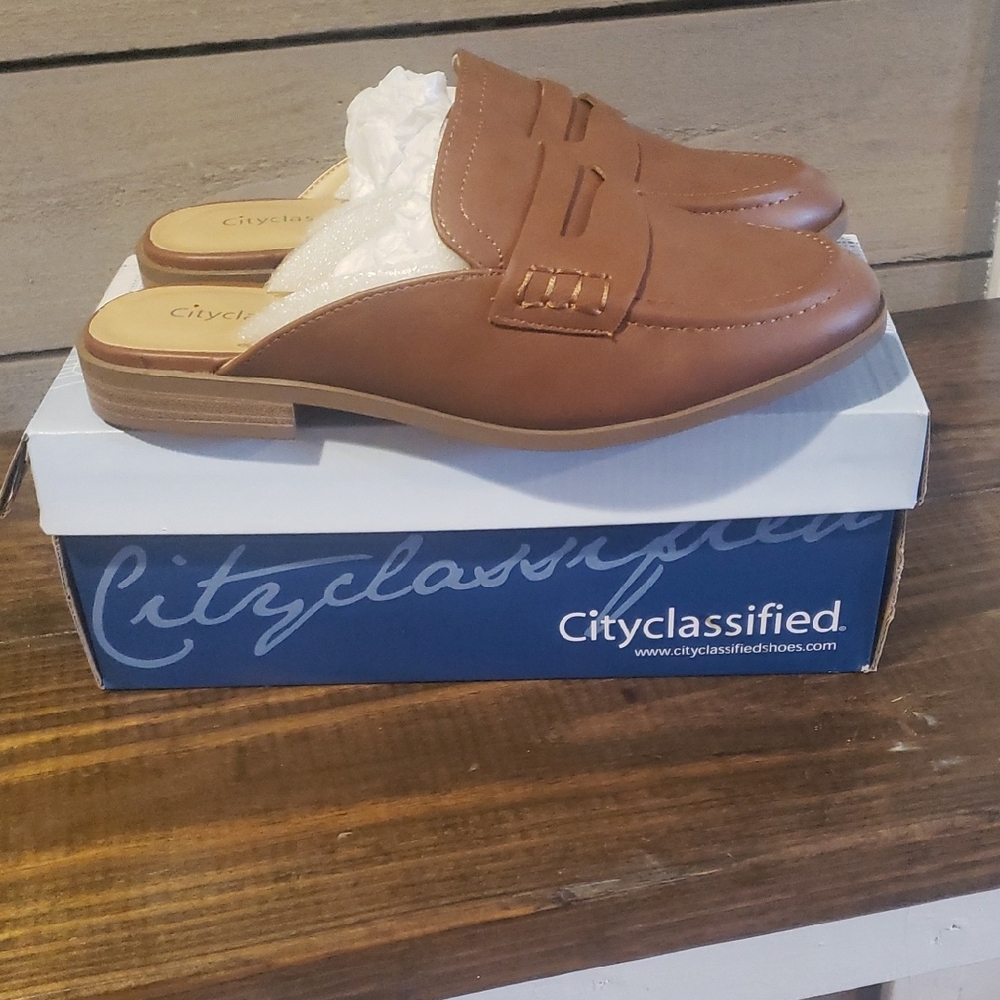 Cityclassified Women's Brown Loafers